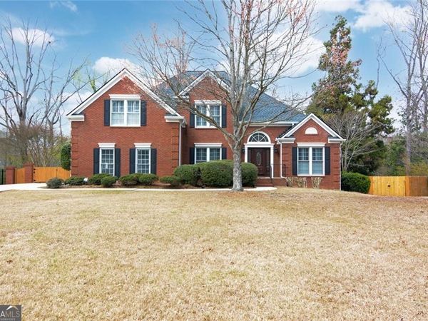 6174 Poplar Bluff Circle, Peachtree Corners, GA 30092