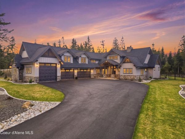 2117 E Amulet Cir , Rathdrum, ID 83858