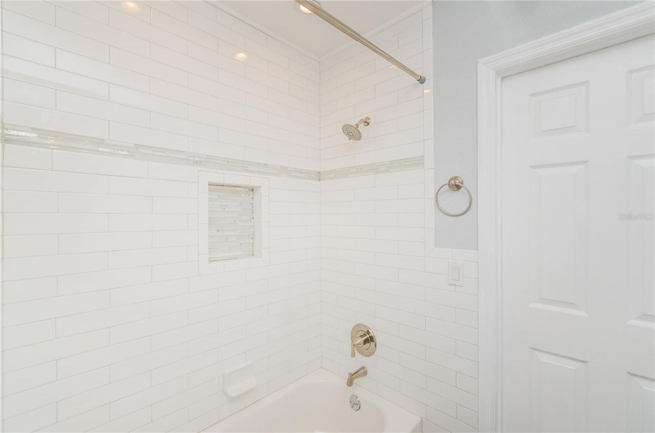 2401 2nd Avenue N, Saint Petersburg, FL 33713 Photo