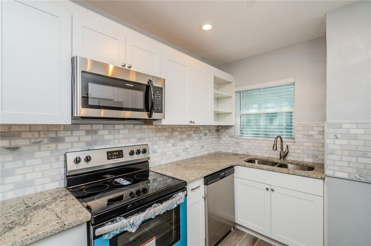 2401 2nd Avenue N, Saint Petersburg, FL 33713 Photo