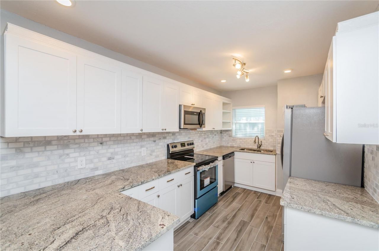 2401 2nd Avenue N, Saint Petersburg, FL 33713 Photo