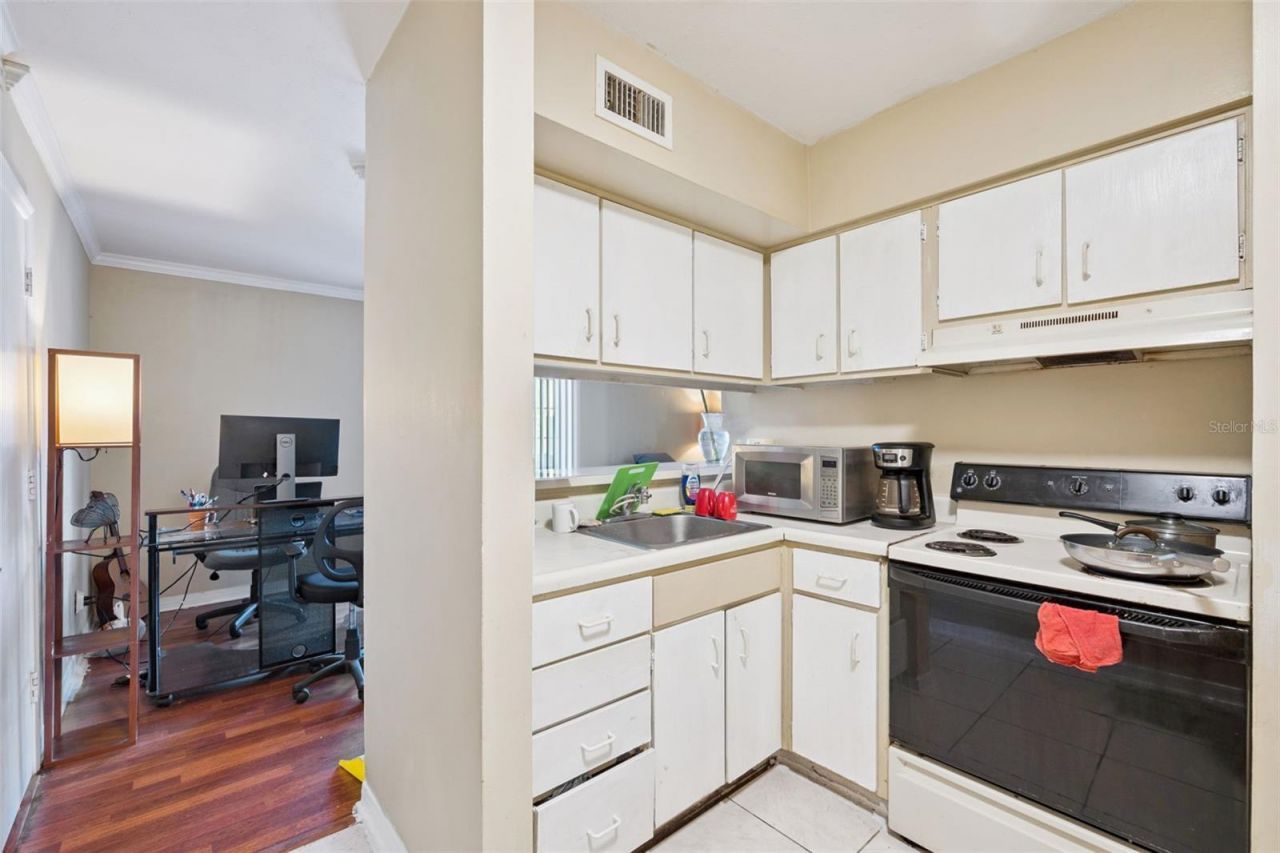 425 Wymore Road , Unit 201, Altamonte Springs, FL 32714 Photo