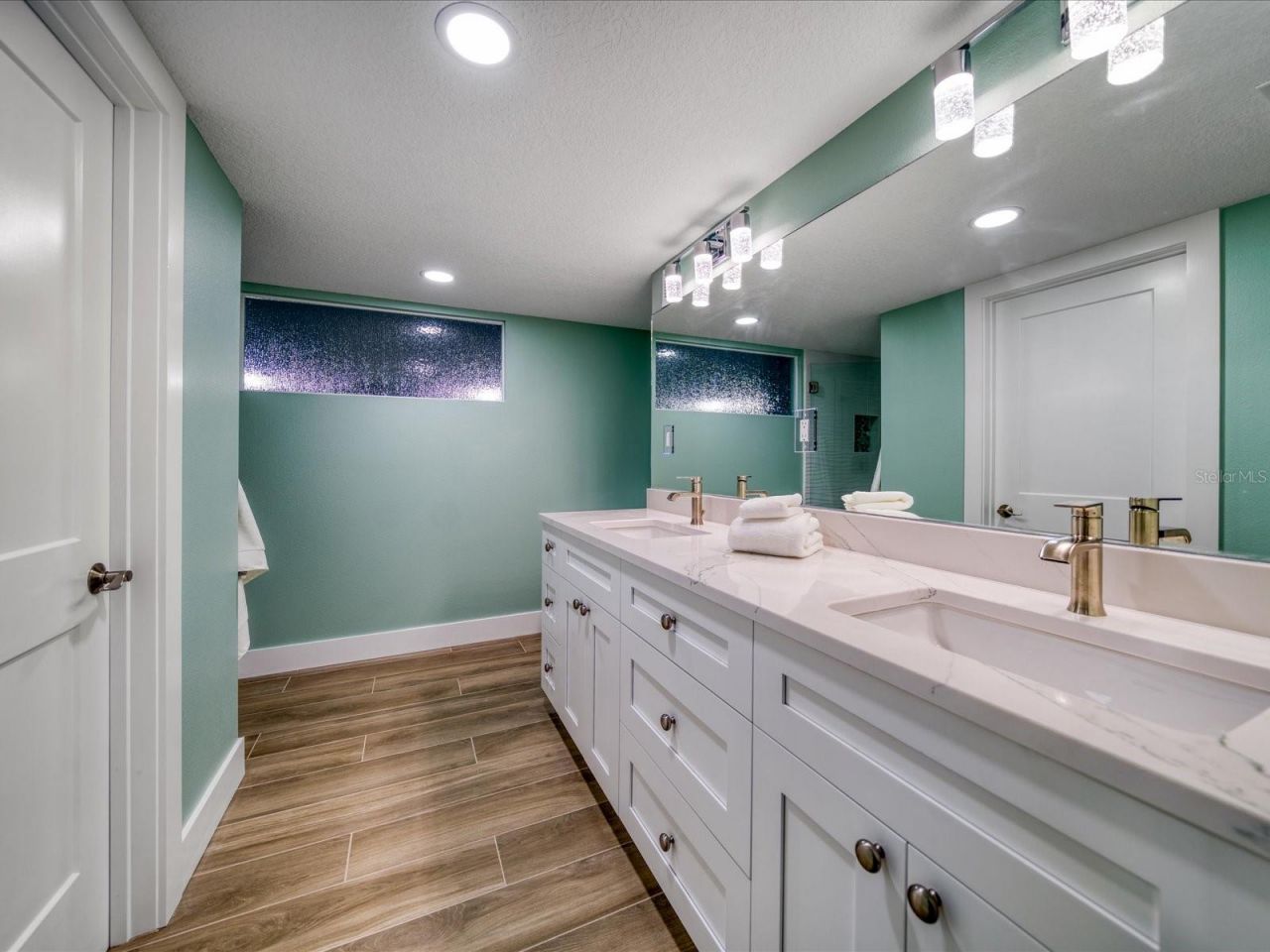 450 Gulfview Boulevard S, Unit 1708, Clearwater, FL 33767 Photo