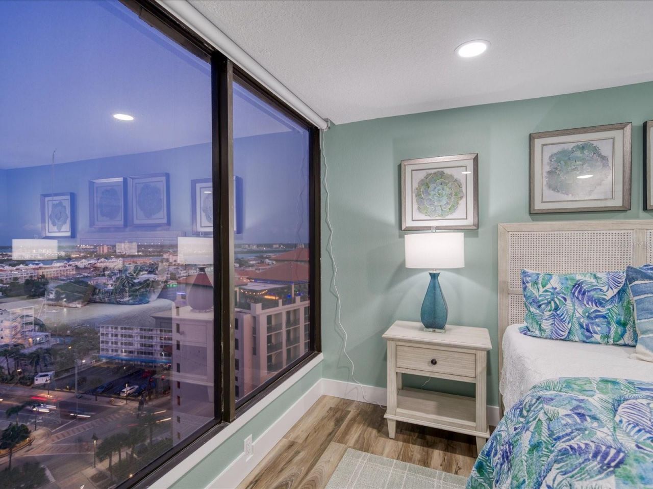 450 Gulfview Boulevard S, Unit 1708, Clearwater, FL 33767 Photo