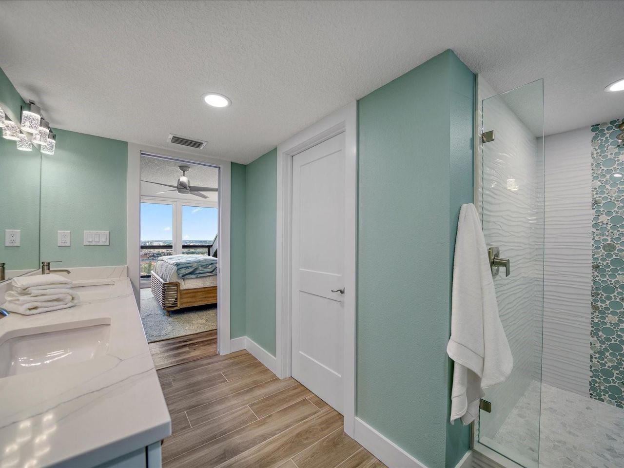 450 Gulfview Boulevard S, Unit 1708, Clearwater, FL 33767 Photo