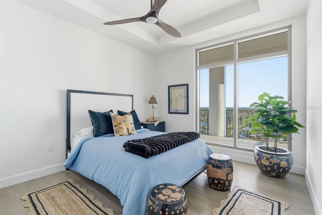 126 4th Avenue Ne, Unit 1401, Saint Petersburg, FL 33701 Photo