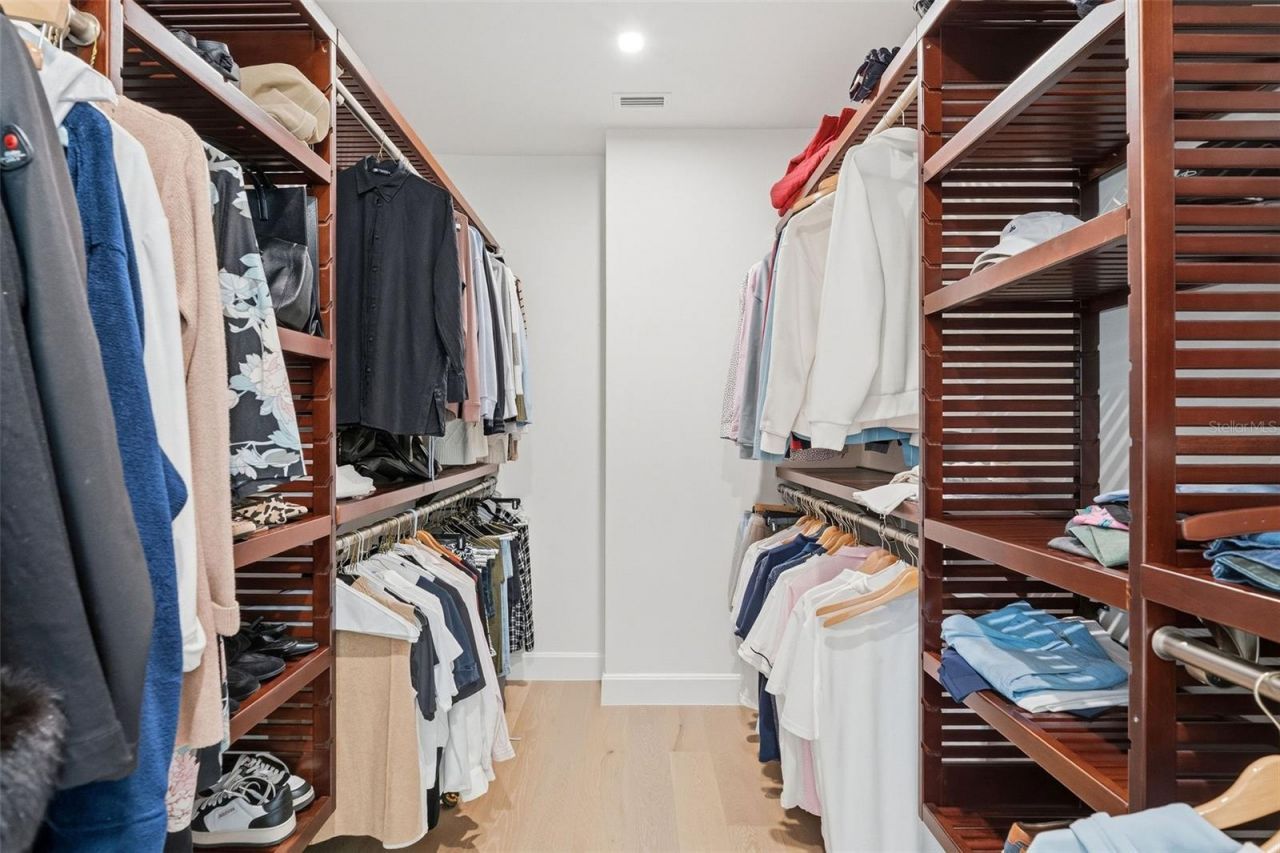 126 4th Avenue Ne, Unit 1401, Saint Petersburg, FL 33701 Photo