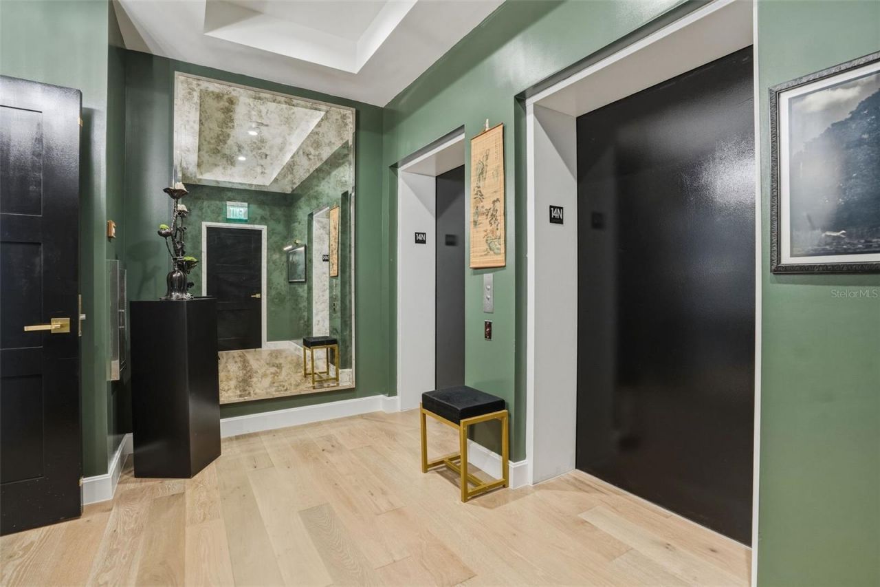 126 4th Avenue Ne, Unit 1401, Saint Petersburg, FL 33701 Photo