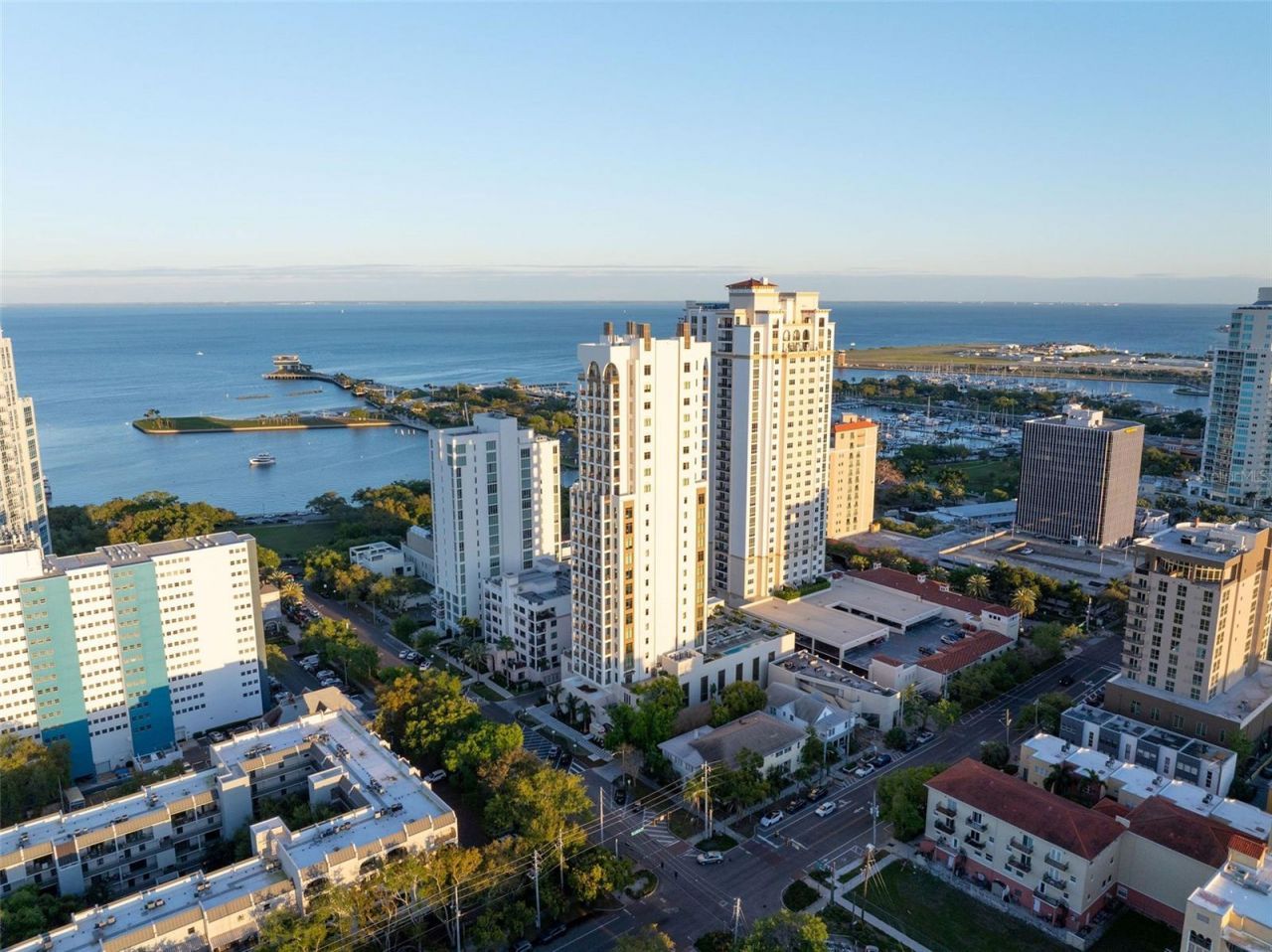 126 4th Avenue Ne, Unit 1401, Saint Petersburg, FL 33701 Photo