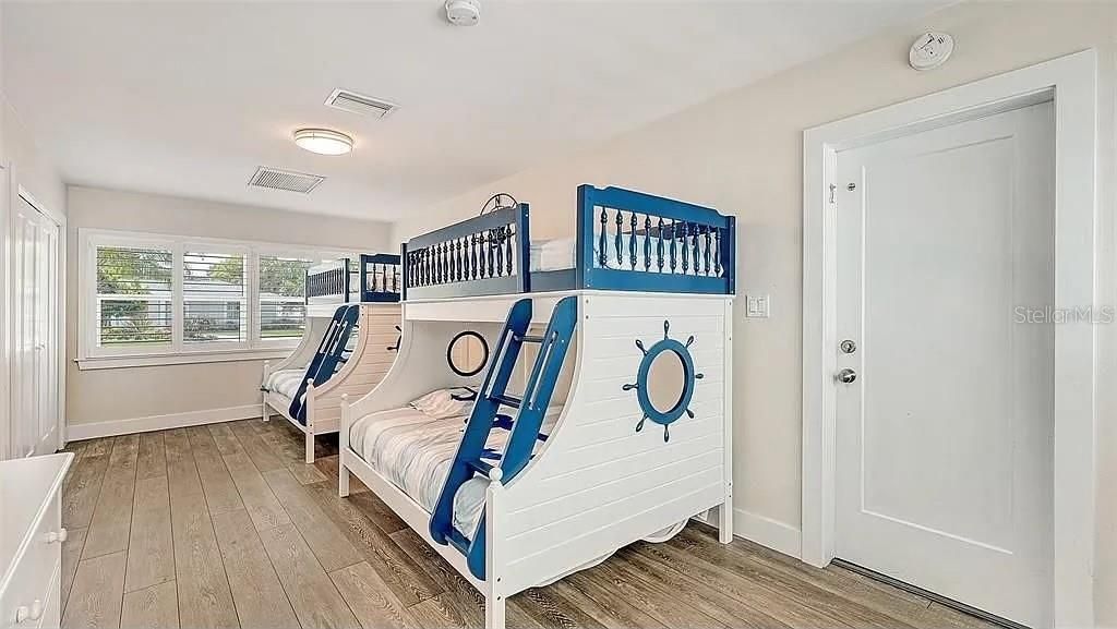 1857 Tulip Drive, Sarasota, FL 34239 Photo