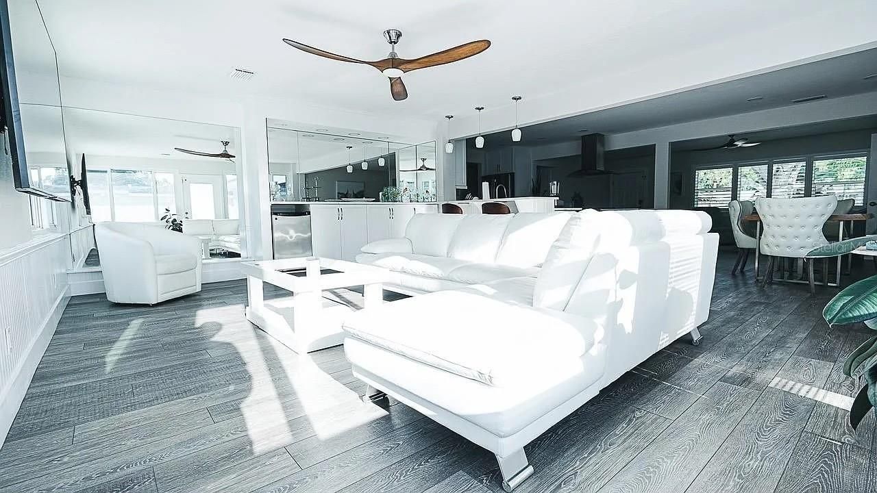 1857 Tulip Drive, Sarasota, FL 34239 Photo