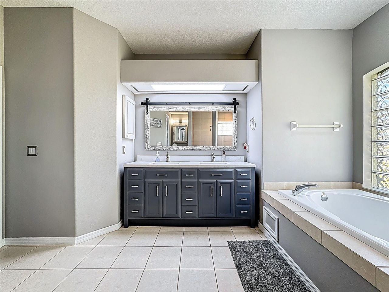 18002 Howling Wolf Run , Parrish, FL 34219 Photo