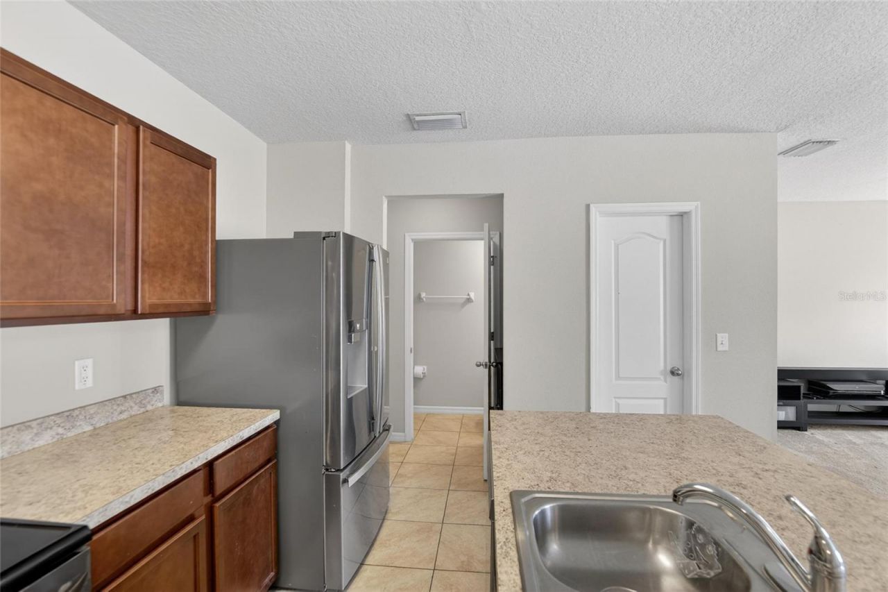 11932 Grand Kempston Drive, Gibsonton, FL 33534 Photo