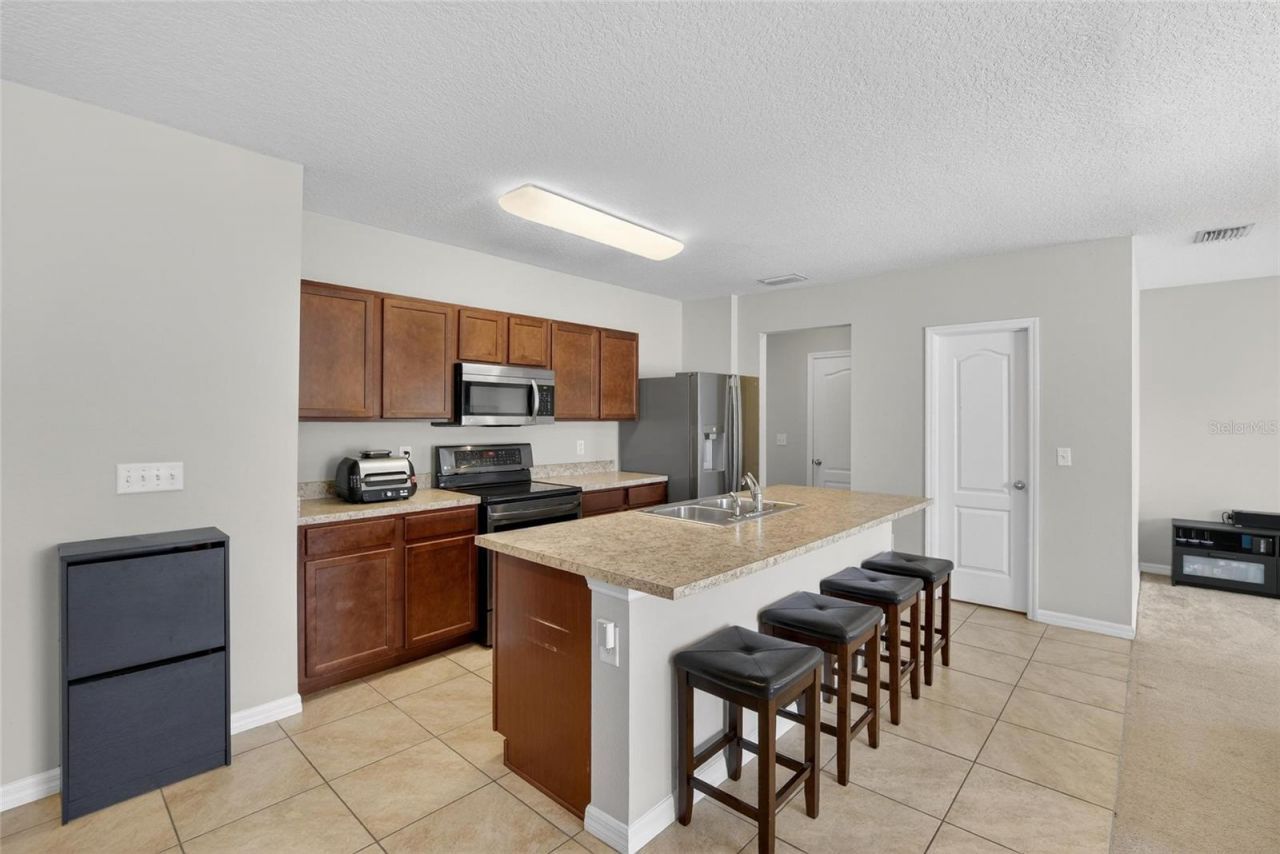 11932 Grand Kempston Drive, Gibsonton, FL 33534 Photo