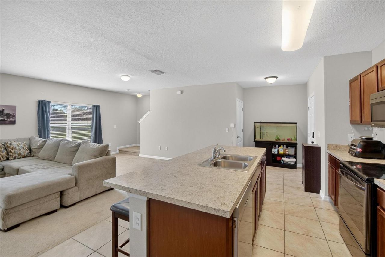 11932 Grand Kempston Drive, Gibsonton, FL 33534 Photo