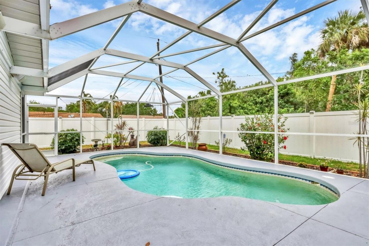 2715 52nd Avenue Terrace W, Bradenton, FL 34207 Photo