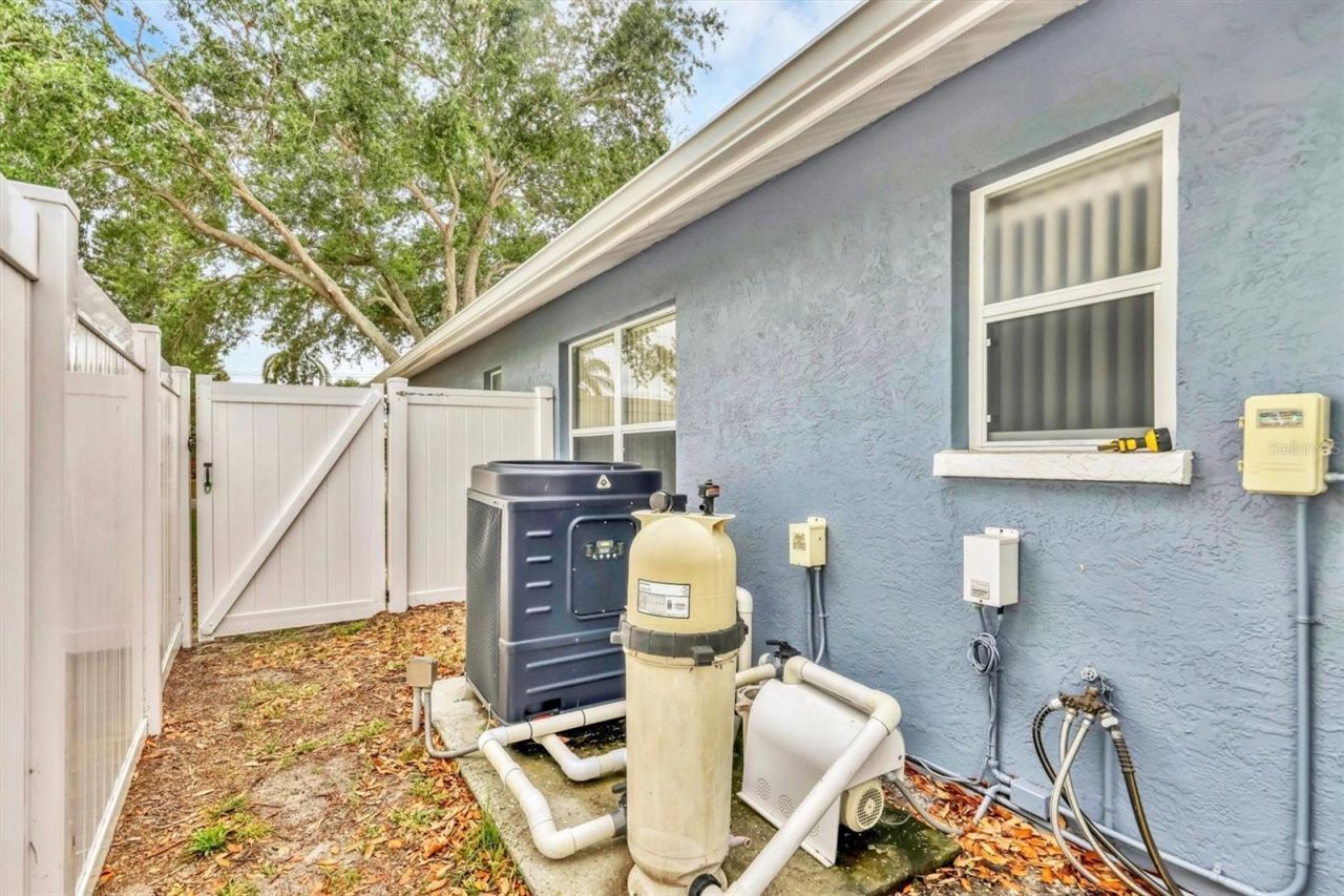 2715 52nd Avenue Terrace W, Bradenton, FL 34207 Photo
