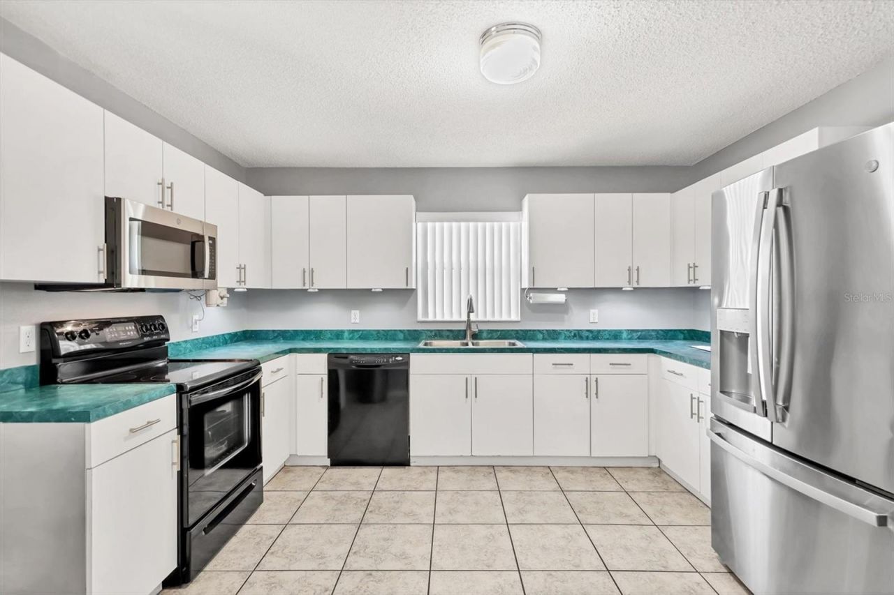 2715 52nd Avenue Terrace W, Bradenton, FL 34207 Photo