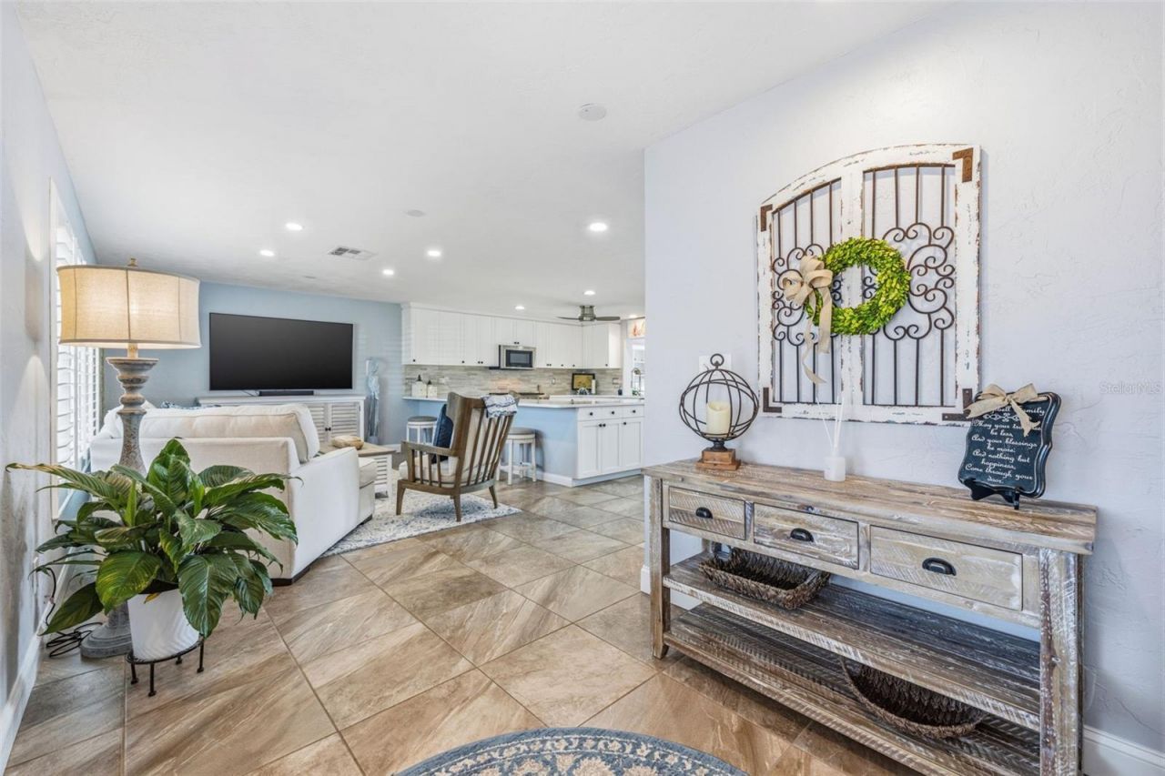 4310 40th Street S, Saint Petersburg, FL 33711 Photo