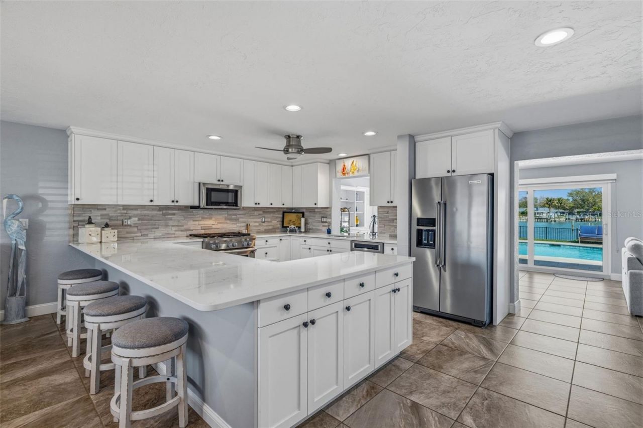 4310 40th Street S, Saint Petersburg, FL 33711 Photo