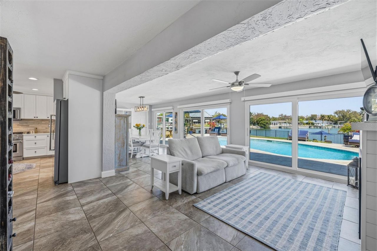 4310 40th Street S, Saint Petersburg, FL 33711 Photo