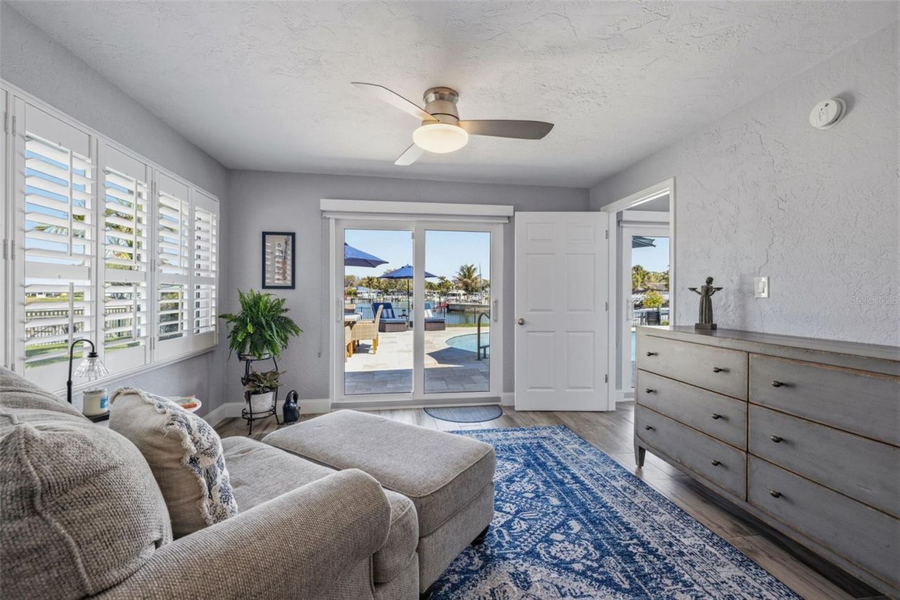 4310 40th Street S, Saint Petersburg, FL 33711 Photo