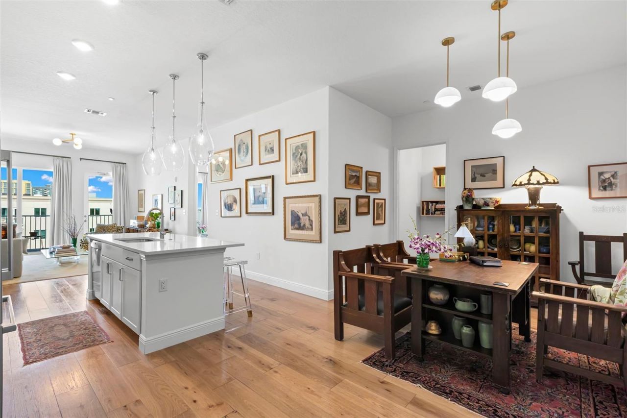 644 3rd Avenue S, Unit 507, Saint Petersburg, FL 33701 Photo