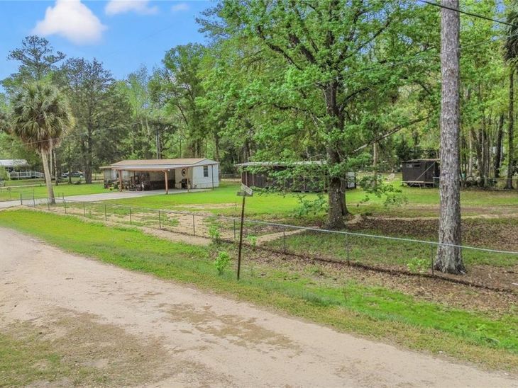 3650 SE 176th Place, Inglis, FL 34449