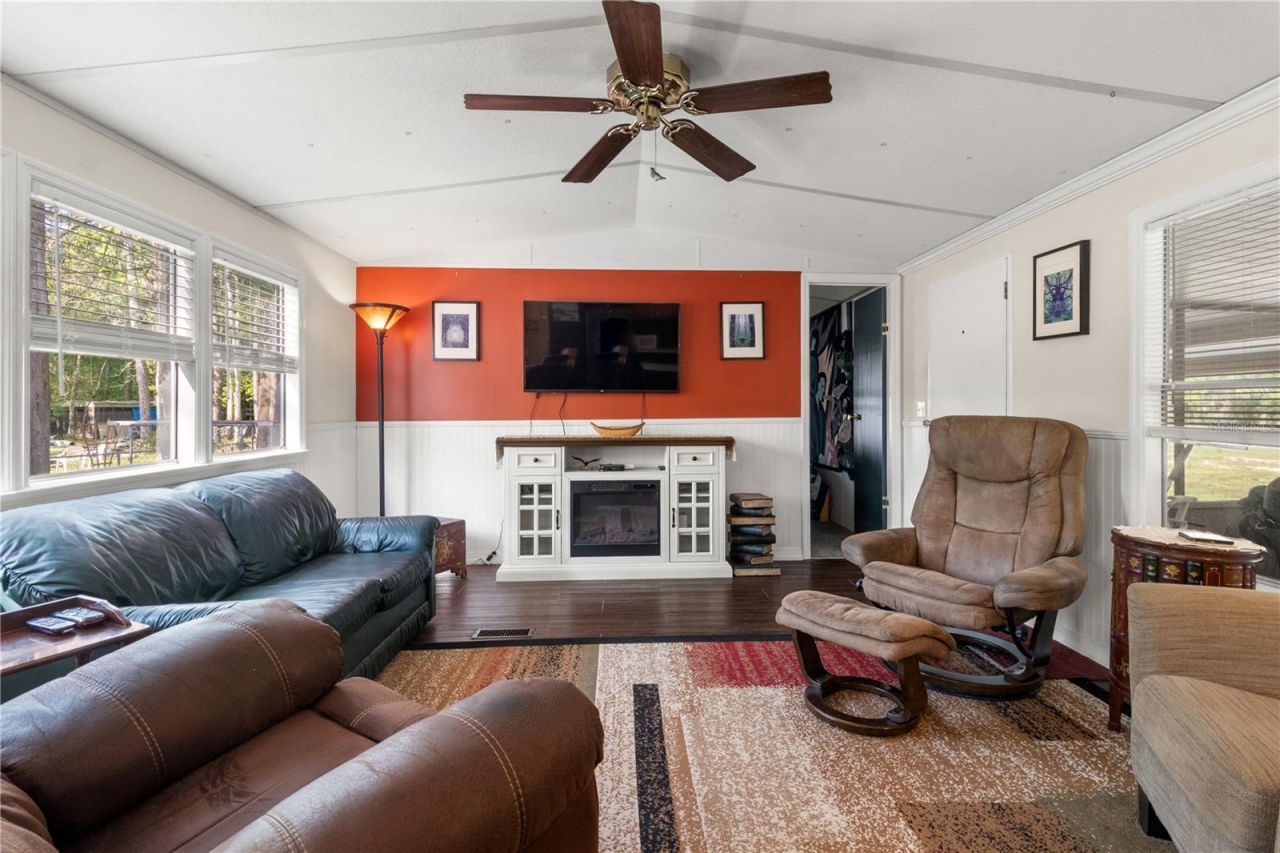 3650 SE 176th Place, Inglis, FL 34449 Photo