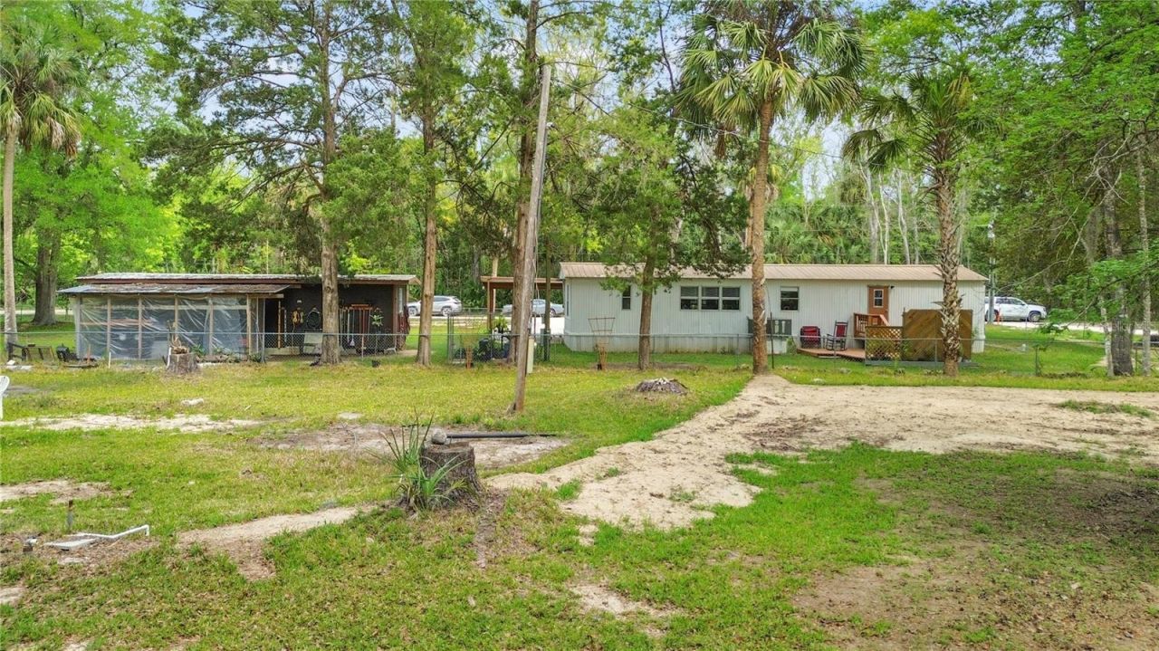3650 SE 176th Place, Inglis, FL 34449 Photo