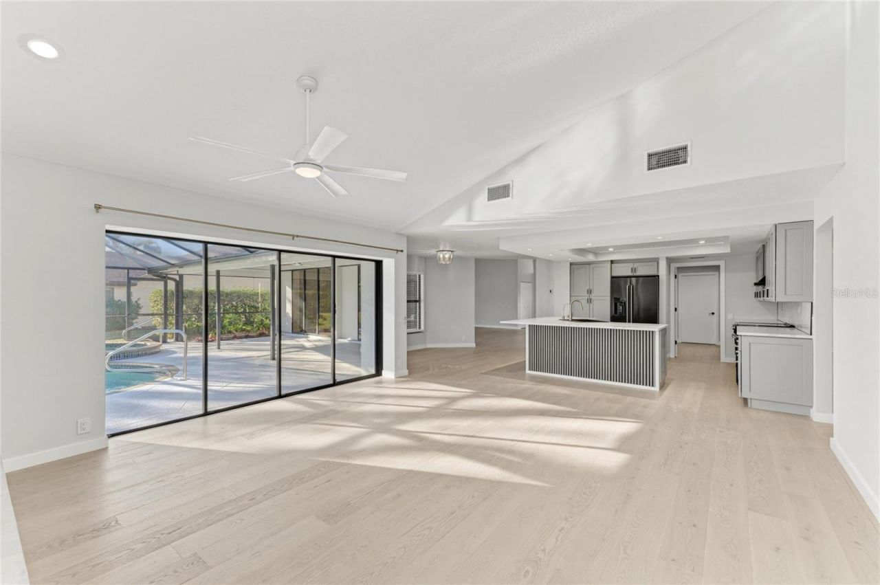 5328 Dominica Circle, Sarasota, FL 34233 Photo