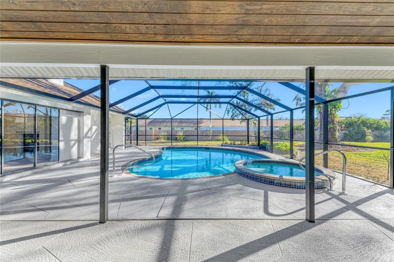 5328 Dominica Circle, Sarasota, FL 34233 Photo