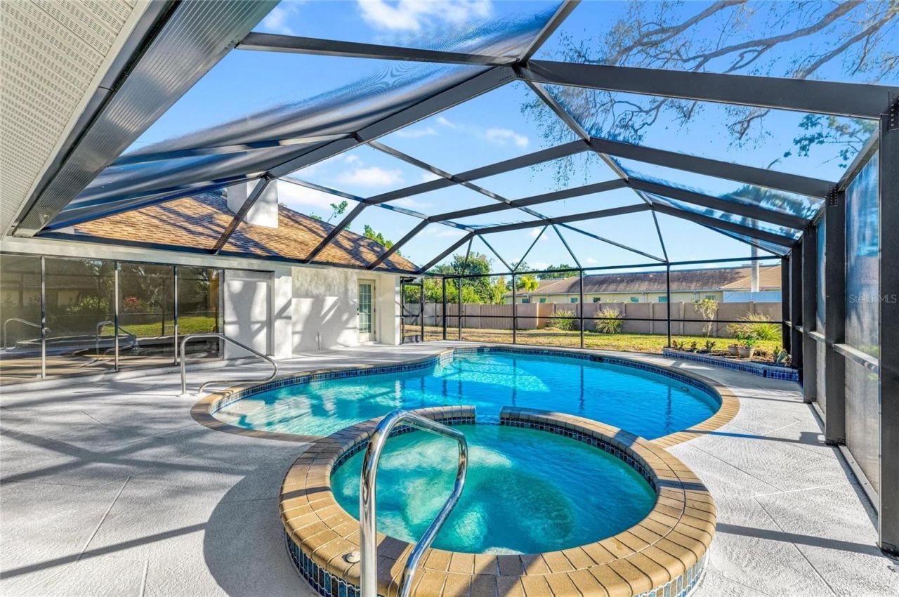 5328 Dominica Circle, Sarasota, FL 34233 Photo