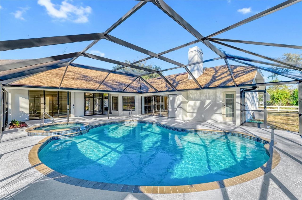 5328 Dominica Circle, Sarasota, FL 34233 Photo