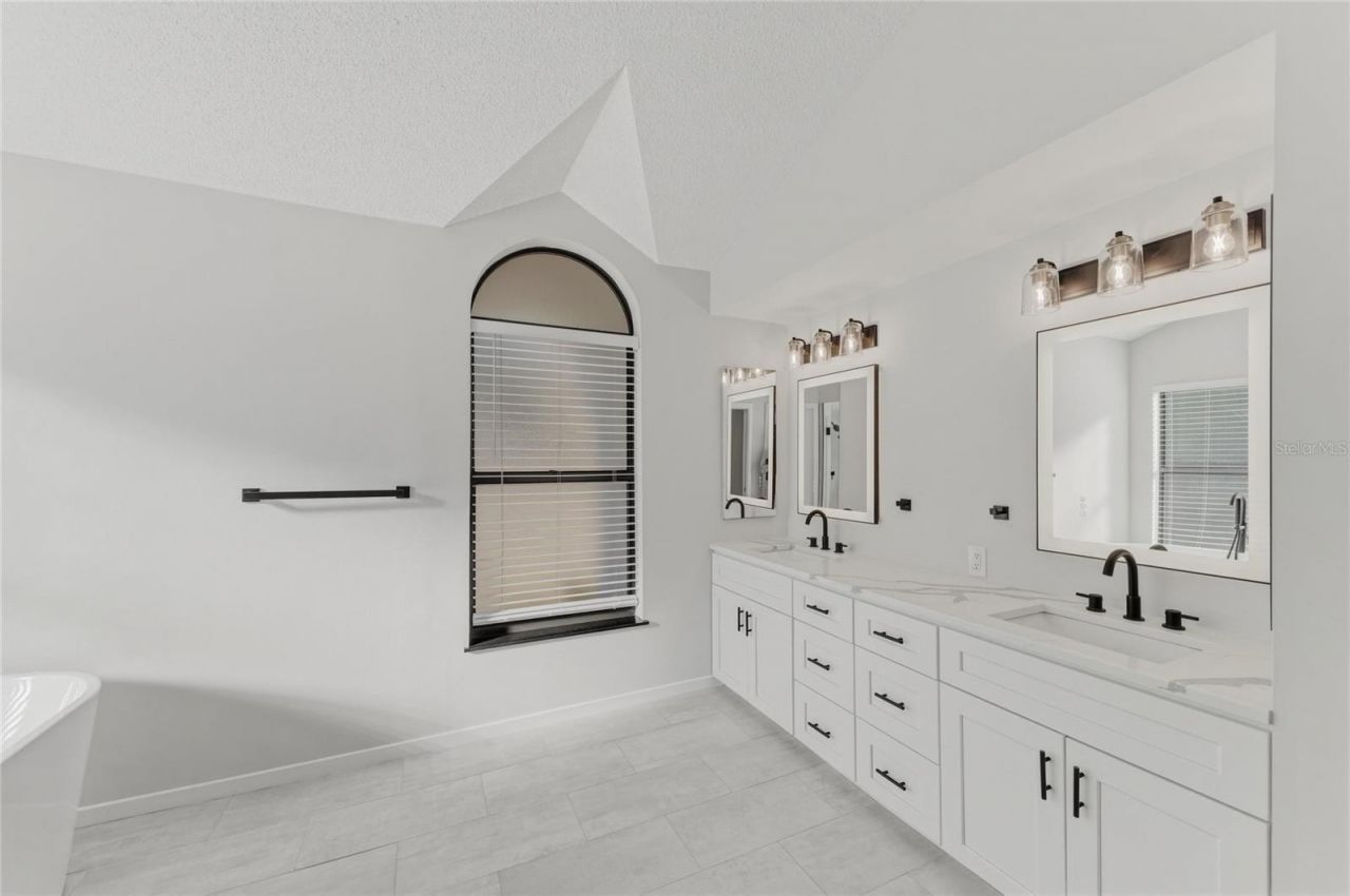 5328 Dominica Circle, Sarasota, FL 34233 Photo