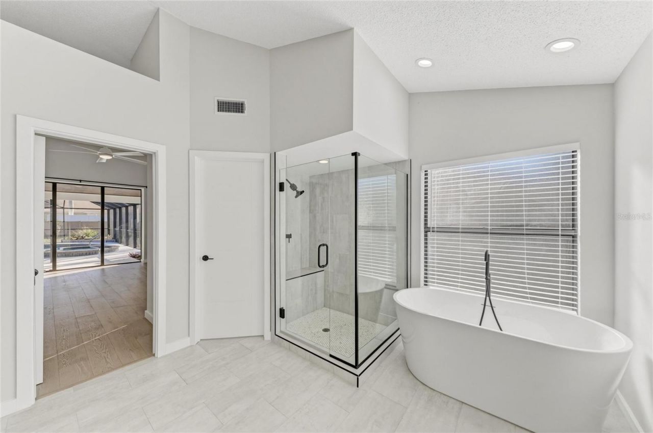 5328 Dominica Circle, Sarasota, FL 34233 Photo