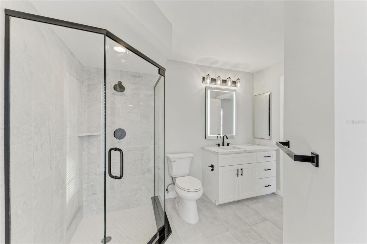 5328 Dominica Circle, Sarasota, FL 34233 Photo