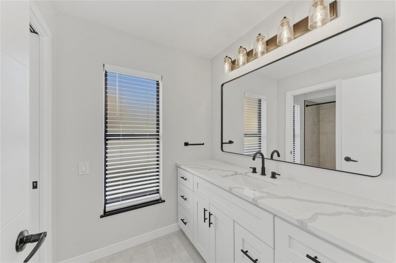 5328 Dominica Circle, Sarasota, FL 34233 Photo