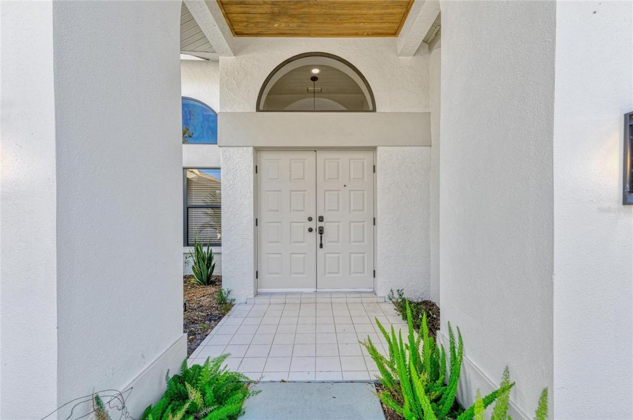 5328 Dominica Circle, Sarasota, FL 34233 Photo