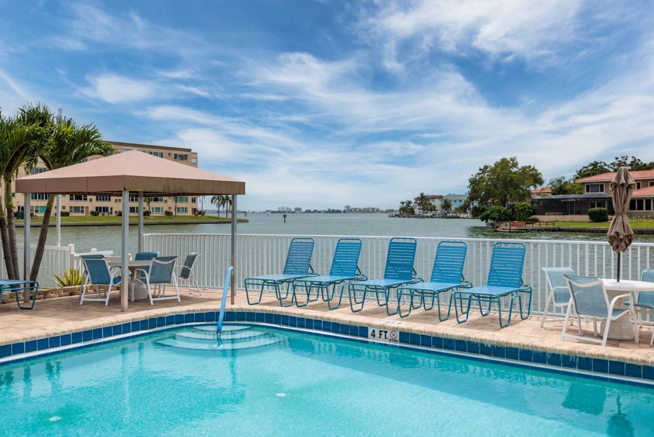 5960 30th Avenue S, Unit 312, Gulfport, FL 33707 Photo