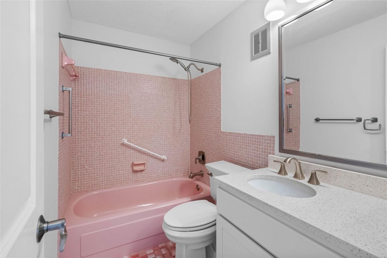 5960 30th Avenue S, Unit 312, Gulfport, FL 33707 Photo