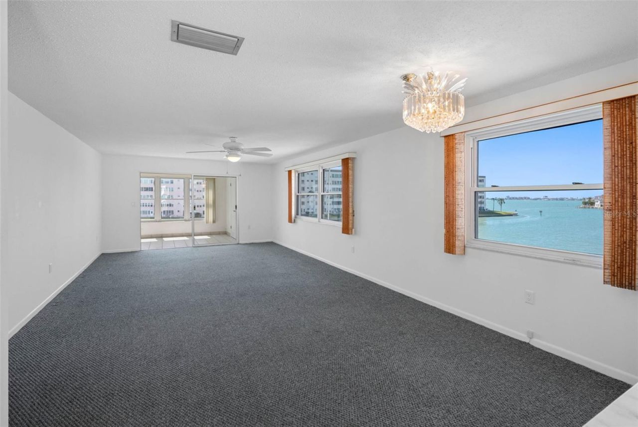 5960 30th Avenue S, Unit 312, Gulfport, FL 33707 Photo