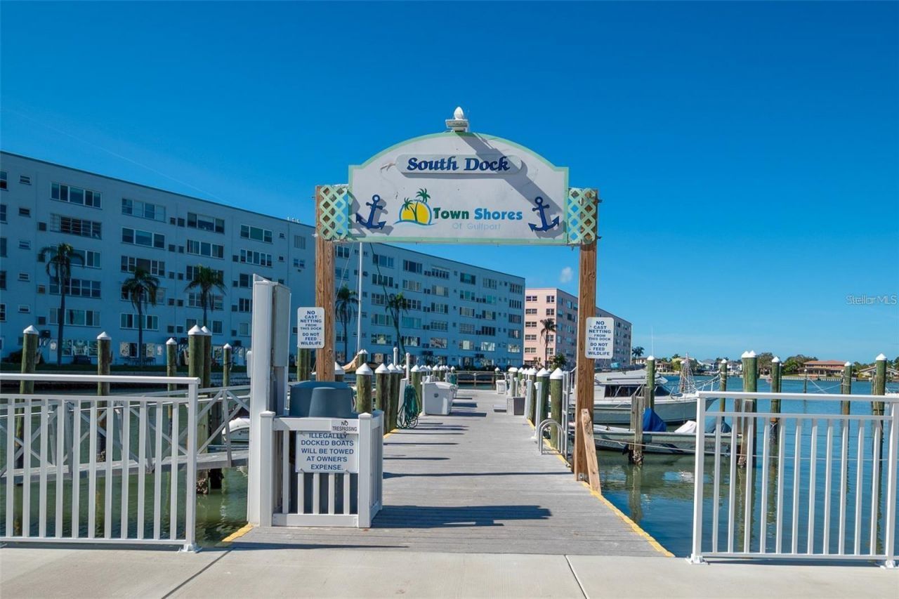 5960 30th Avenue S, Unit 312, Gulfport, FL 33707 Photo