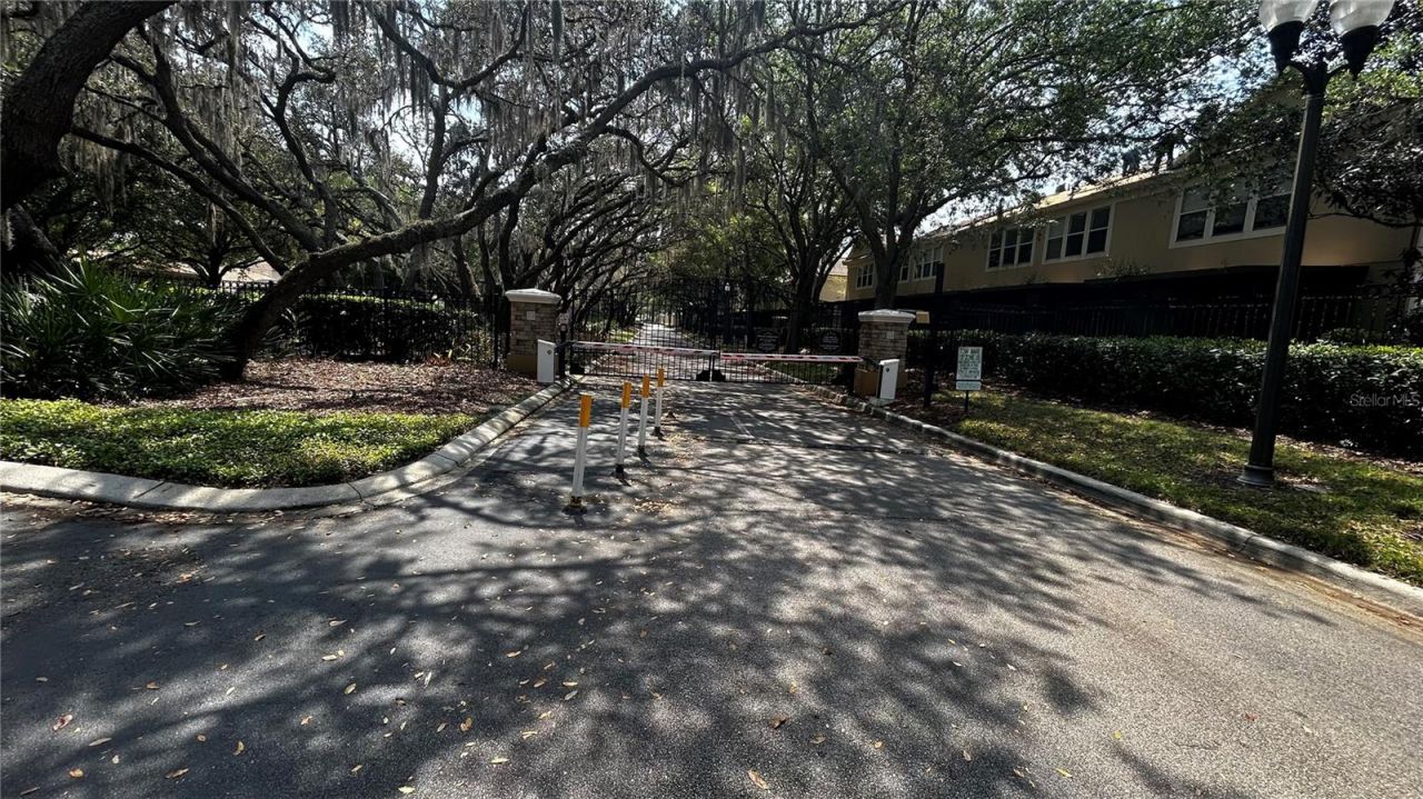 6336 Buford Street , Unit 605, Orlando, FL 32835 Photo