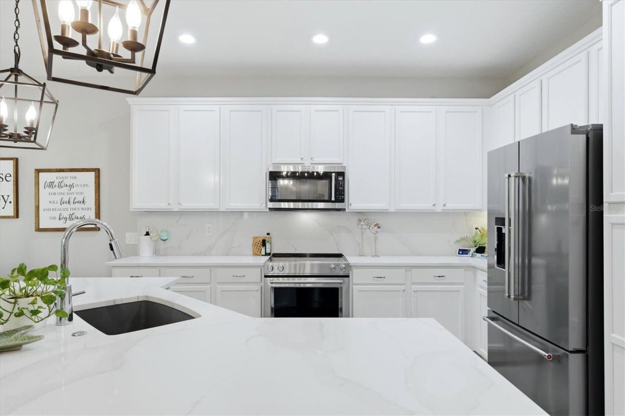 5427 Napa Drive , Sarasota, FL 34243 Photo