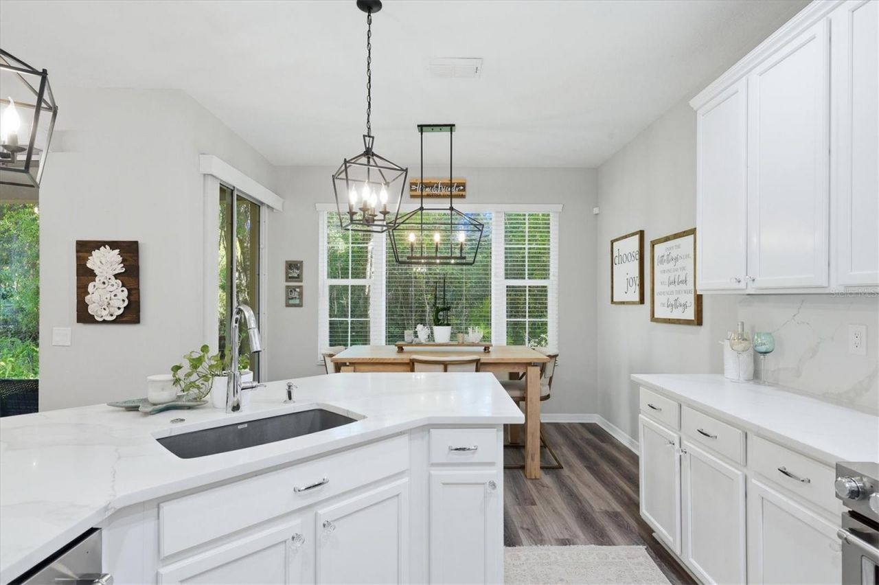 5427 Napa Drive , Sarasota, FL 34243 Photo