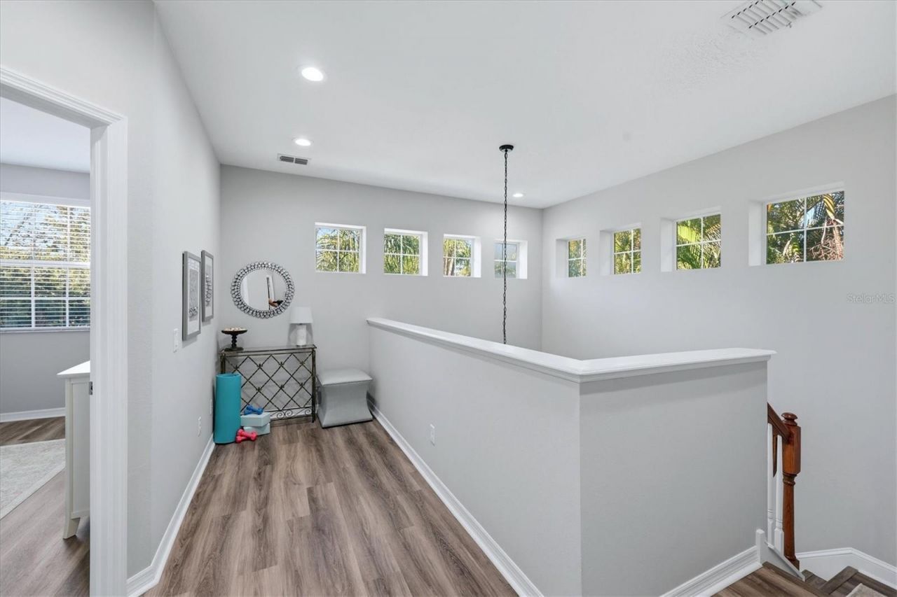 5427 Napa Drive , Sarasota, FL 34243 Photo