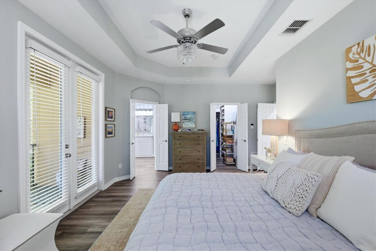 5427 Napa Drive , Sarasota, FL 34243 Photo