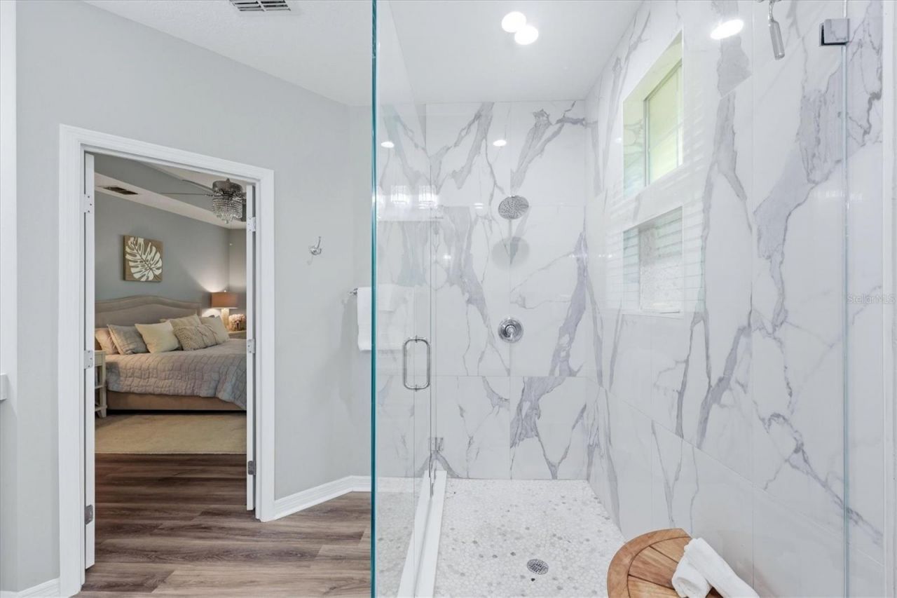 5427 Napa Drive , Sarasota, FL 34243 Photo