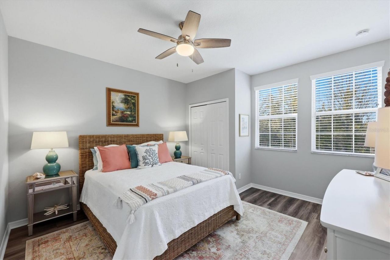 5427 Napa Drive , Sarasota, FL 34243 Photo